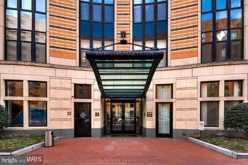 apt-817-400 Massachusetts Ave Nw, WASHINGTON, DC, 20001-6811 | Card Image