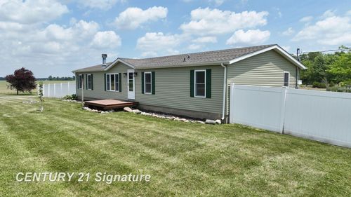 2774 N Durand Rd, Corunna, MI, 48817-9734 | Card Image