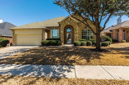 8412 Muirwood Trl, Fort Worth, TX, 76137-4949 | Card Image
