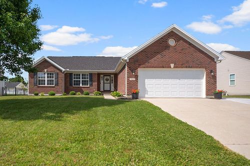 303 E Arlington Dr, Trenton, OH, 45067-9675 | Card Image