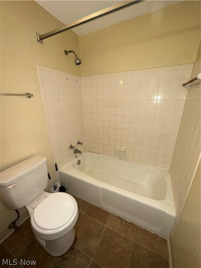 1 2016 Woodlawn, Sold in Canton Zoocasa