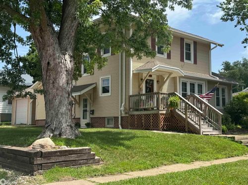 927 W Montgomery St, Creston, IA, 50801-2015 | Card Image