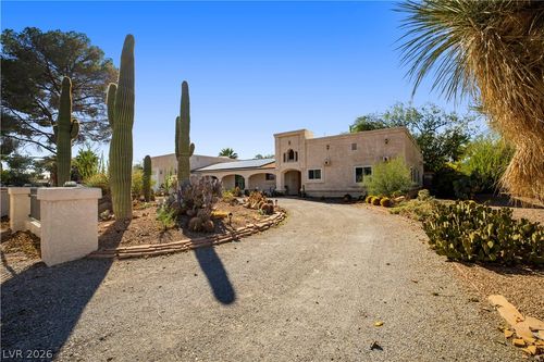 1823 Valley Dr, Las Vegas, NV, 89108-2060 | Card Image