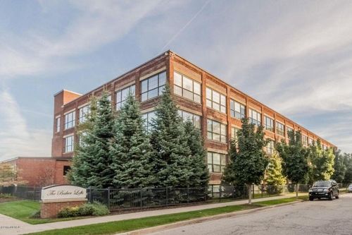 121-533 Columbia Ave, Holland, MI, 49423-4896 | Card Image