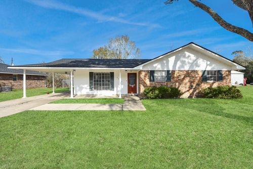 2004 Manor St, Dayton, TX, 77535-1930 | Card Image