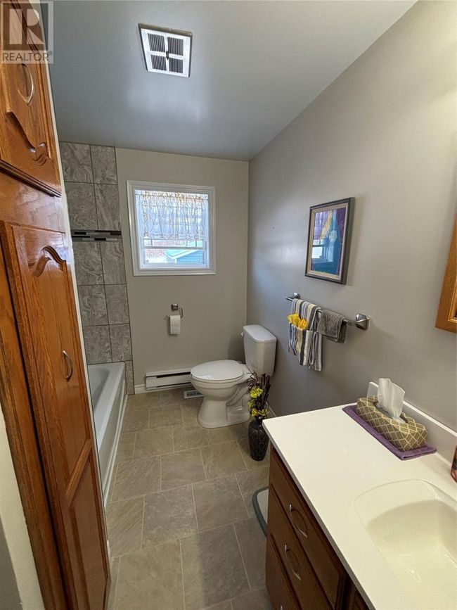 4 Butts Lane, House other with 3 bedrooms, 2 bathrooms and null parking in LaScie NL | Image 11