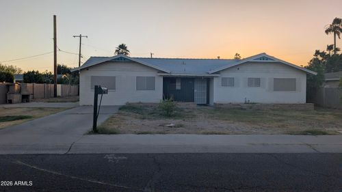 3012 N 56th St, Phoenix, AZ, 85018-8113 | Card Image