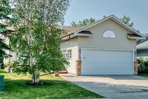 108 Woodside Close Nw, Airdrie, AB, T4B2C7 | Card Image