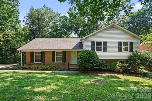 6207 Honegger Dr, Charlotte, NC, 28211-4714 | Card Image