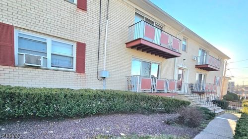 apt-9-290 Hoover Ave, Bloomfield, NJ, 07003-3940 | Card Image