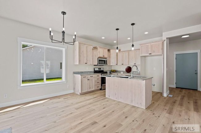 912 Alpine Ave, House other with 3 bedrooms, 3 bathrooms and 2 parking in Chubbuck ID | Image 12