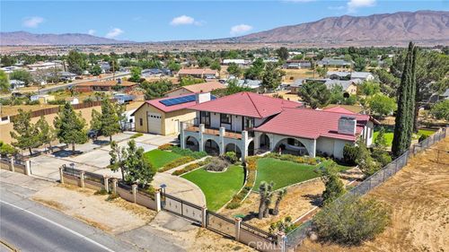 9535 Timberlane Ave, Hesperia, CA, 92345-6340 | Card Image