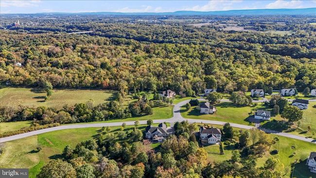 142 Triumphant Way, House other with 5 bedrooms, 4 bathrooms and null parking in FALLING WATERS WV | Image 70