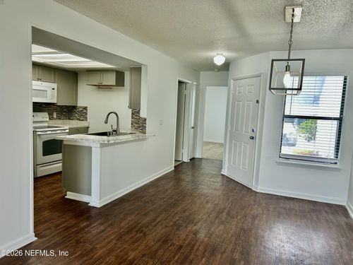 8357 Century Point Dr Drive N, Jacksonville, FL, 32216 | Card Image