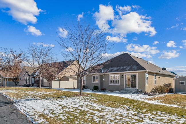 View of ranch-style house | Image 40