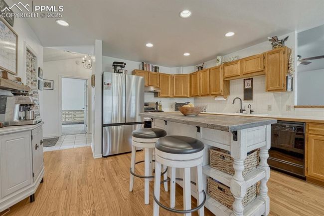 16440 Eastonville Rd, House other with 3 bedrooms, 2 bathrooms and 4 parking in Elbert CO | Image 13