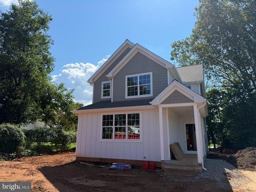 207 Second Ave, NEWTOWN SQUARE, PA, 19073-4527 | Card Image