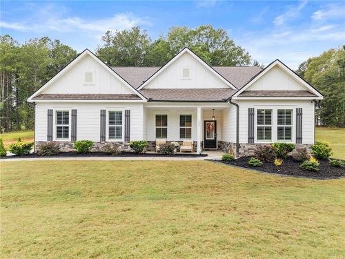 133 Highway 211 Se, Statham, GA, 30666-1504 | Card Image