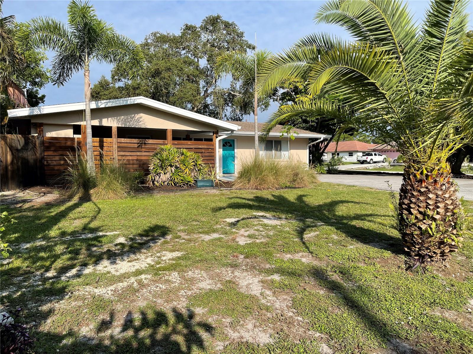 2021 E Crest Dr Sold in ENGLEWOOD - S