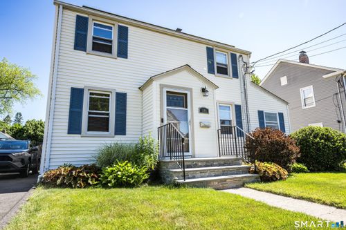 346 Woodstock Ave, Stratford, CT, 06614-4212 | Card Image