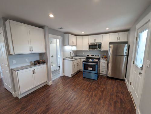 3-150 Orange St, Manchester, NH, 03104-4215 | Card Image