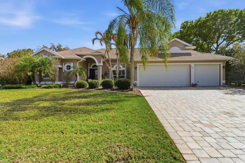 840 Woodbine Dr, Merritt Island, FL, 32952-4147 | Card Image