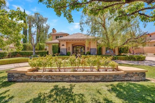 9717 Winter Palace Dr, Las Vegas, NV, 89145-8637 | Card Image