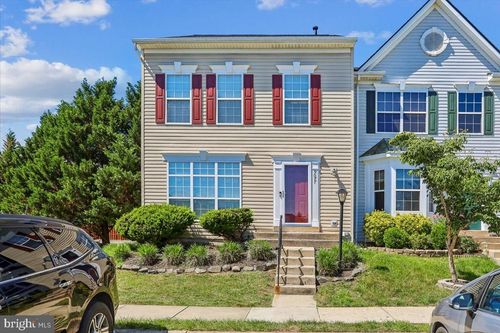 9077 Slate Stone Loop, BRISTOW, VA, 20136-1722 | Card Image