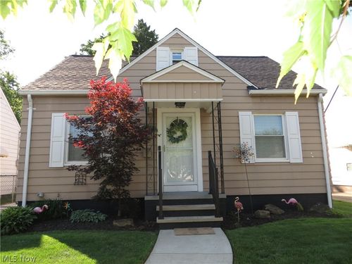 4347 Redding Rd, Cleveland, OH, 44109-3554 | Card Image