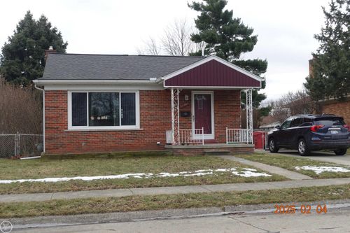 16084 Hauss Ave, Eastpointe, MI, 48021-1123 | Card Image