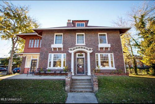 111 Leflore Ave, Clarksdale, MS, 38614-4423 | Card Image