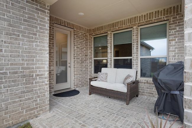 Back Patio | Image 32