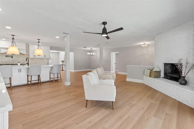 521 51 St Ave S, House other with 3 bedrooms, 2 bathrooms and null parking in SAINT PETERSBURG FL | Image 13