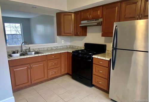 10-32 Palmer Ave, Middletown, NY, 10940-5335 | Card Image