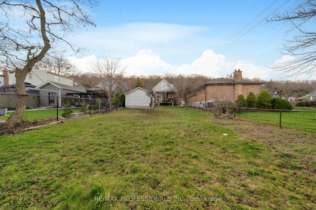 129 Kimberly Dr, House other with 3 bedrooms, 3 bathrooms and 4 parking in Hamilton ON | Image 21