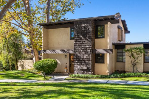 639 Roskilde Rd, Solvang, CA, 93463-2118 | Card Image