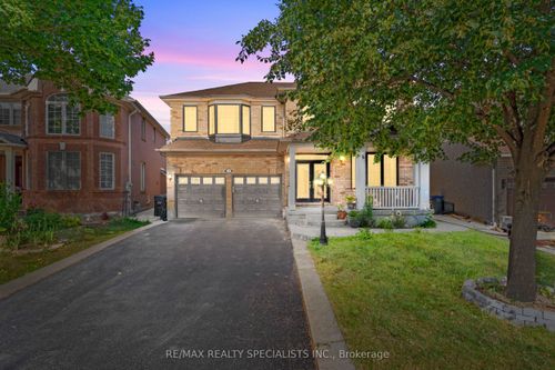 3 Maldives Cres, Brampton, ON, L6P1L4 | Card Image