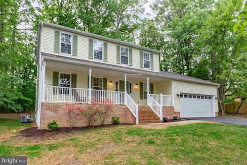1716 Raines Dr, Fredericksburg, VA, 22401-2245 | Card Image