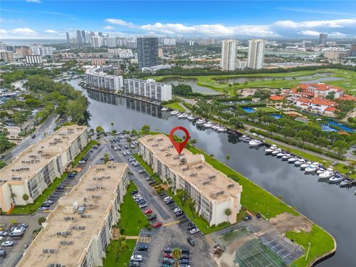 apt-304-601 Three Islands Blvd, Hallandale Beach, FL, 33009-2831 | Card Image