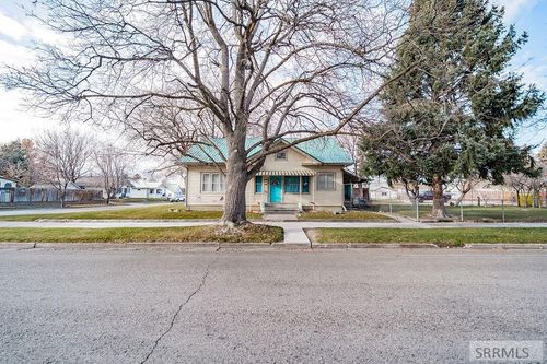 1305 Canal Ave, Idaho Falls, ID, 83402-2722 | Card Image