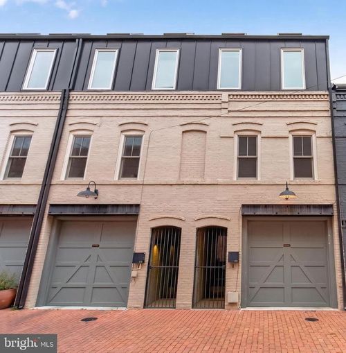 1313 Linden Ct Ne, WASHINGTON, DC, 20002-4429 | Card Image
