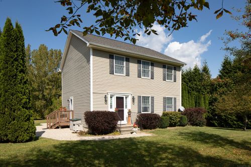 77 Clayton Rd, Canaan, CT, 06018-2153 | Card Image