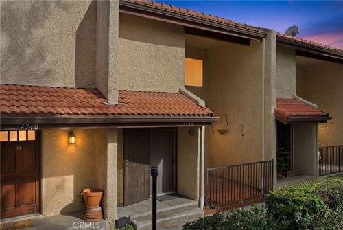 50-7738 Via Napoli, Burbank, CA, 91504 | Card Image