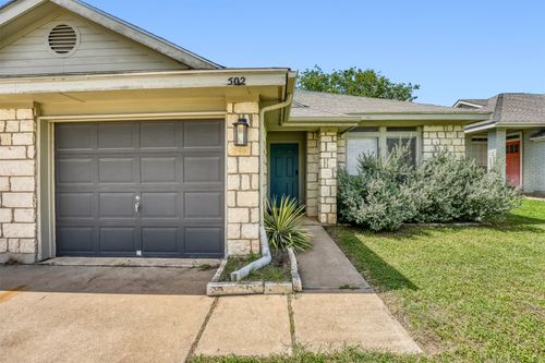 502 Gregory Ct, Round Rock, TX, 78664-2282 | Card Image