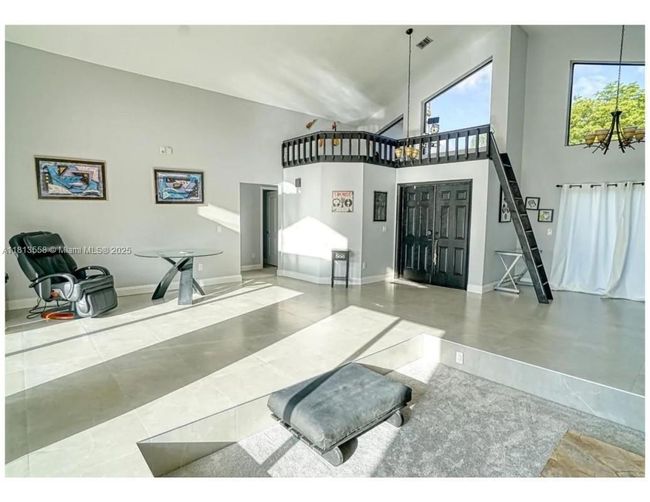 680 111 Th Way, House other with 4 bedrooms, 2 bathrooms and null parking in Coral Springs FL | Image 15
