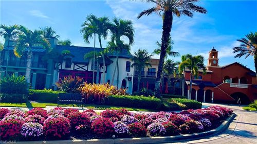 1807-8989 Cambria Cir, NAPLES, FL, 34113-3387 | Card Image