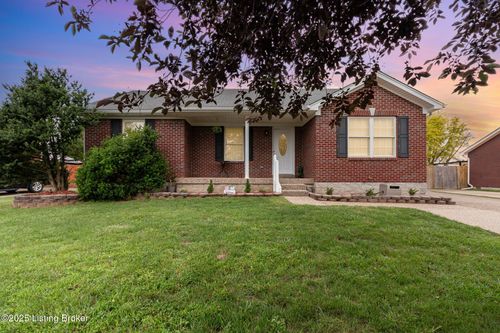147 Deer Park Way, Mt Washington, KY, 40047-6870 | Card Image