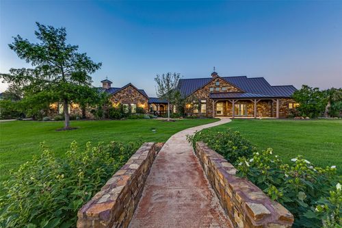 1023 Gene Perry Ct, Bartonville, TX, 76226-8289 | Card Image
