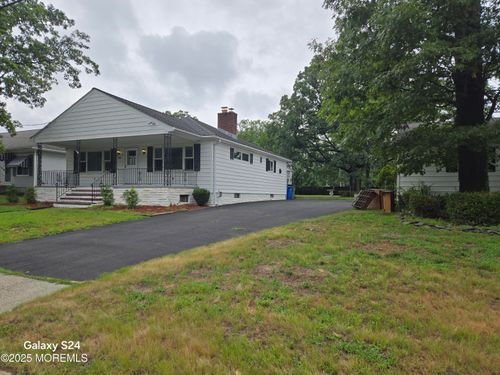 10 Weston Pl, Eatontown, NJ, 07724-2137 | Card Image