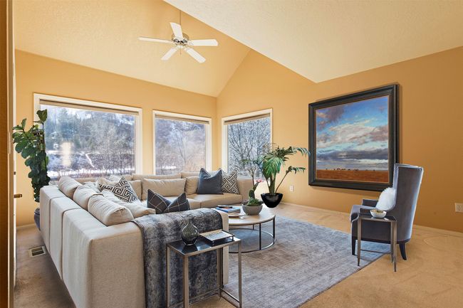 Living Room | Image 14